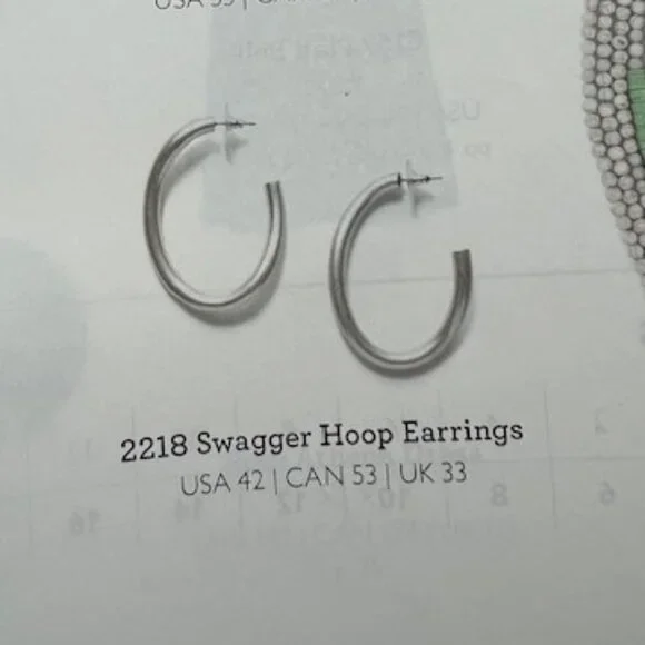Cabi Swagger Earrings - Picture 2 of 8